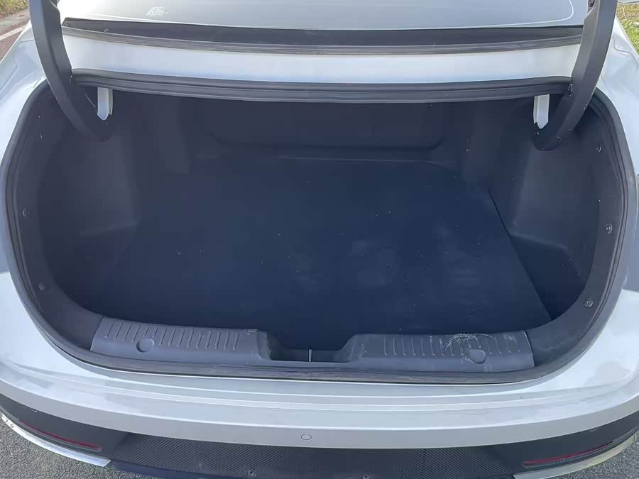 Changan Lamore 2023 car image #15