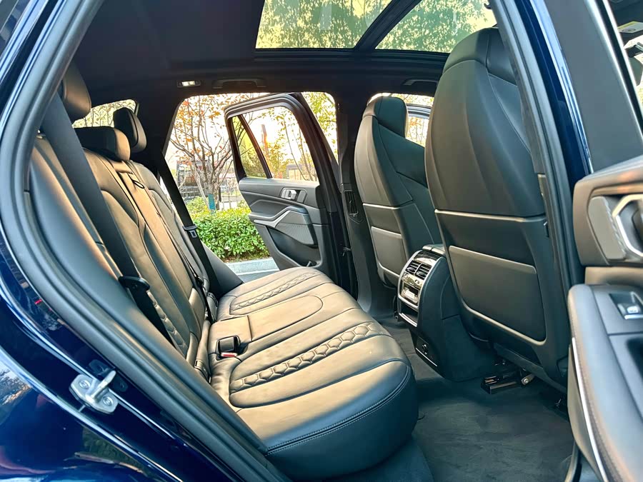 BMW X5 M 2021 #15 BMW X5 M 2021 car image #15