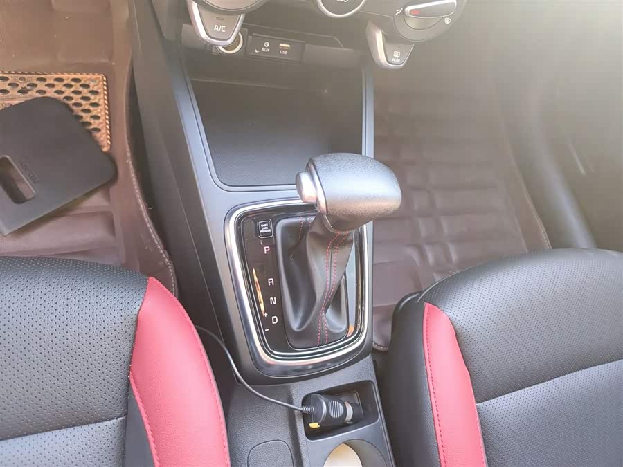 起亚 KX CROSS 2017 汽车图片 #15