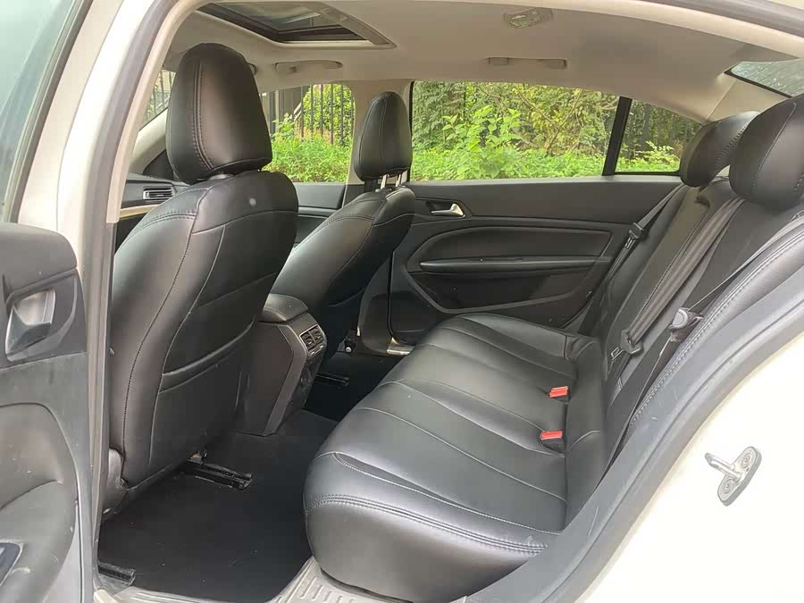 Peugeot 408 2014 car image #15