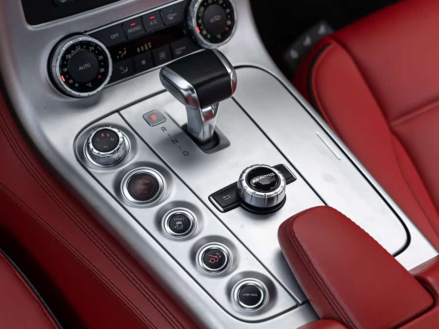 Mercedes-Benz SLS AMG 2015 car image #15