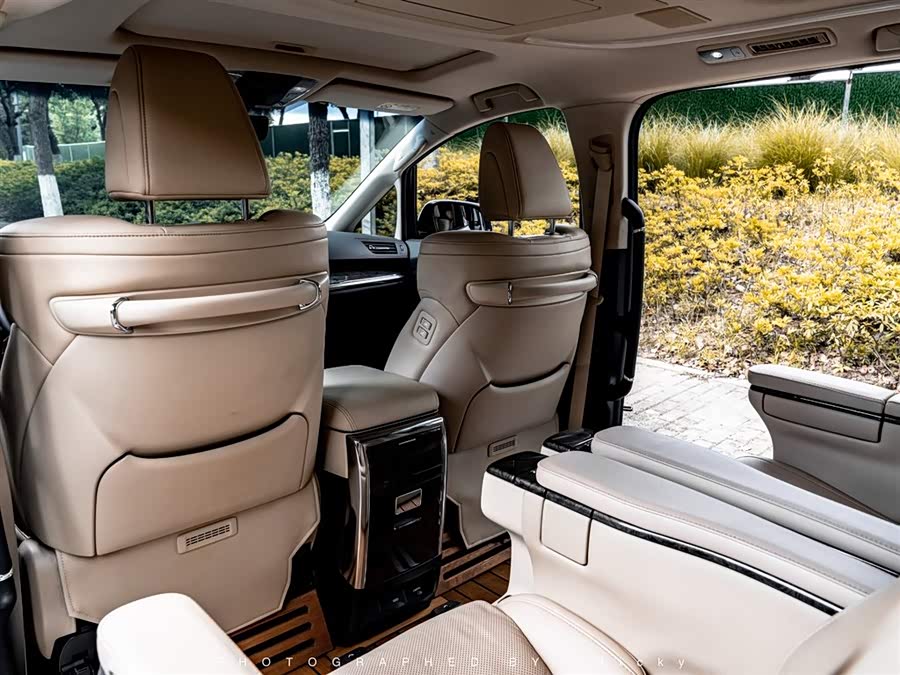 丰田 埃尔法 2020 汽车图片 #15