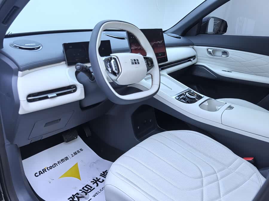 GEELY 2024 #15 GEELY 2024 car image #15