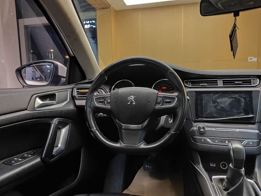 Peugeot 408 2016 car image #15