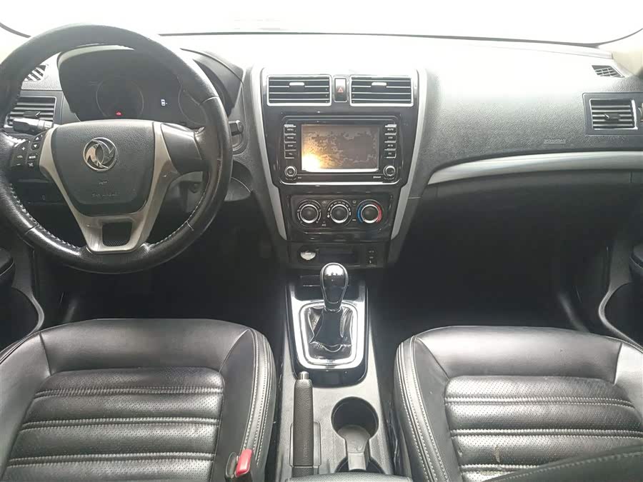 Forthing JOYEAR S50 2015 #15 Forthing JOYEAR S50 2015 imagem de carro #15