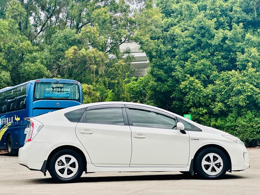 Toyota Prius 2013 immagine di auto #15