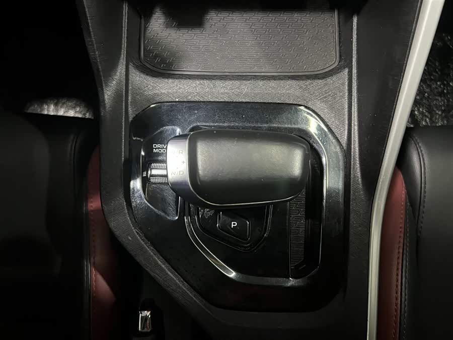 GEELY Coolray 2021 car image #15
