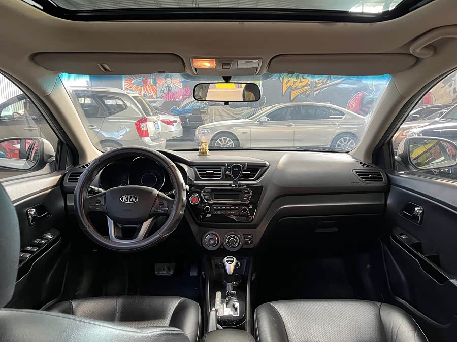 起亚 起亚K2 2013 汽车图片 #15