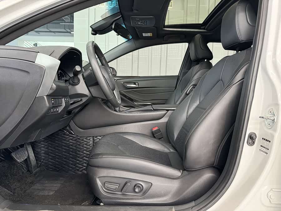 丰田 亚洲龙 2022 汽车图片 #15