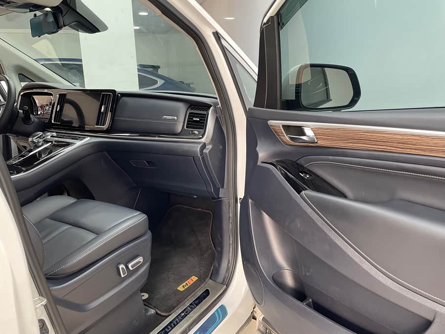 广汽传祺 传祺M8 2022 汽车图片 #15