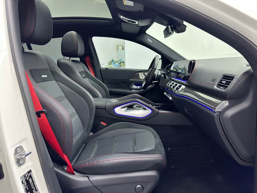 Mercedes-Benz GLE Coupe AMG 2020 immagine di auto #15