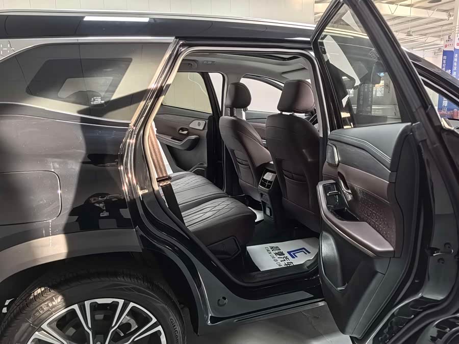 Jetour X90 PRO 2024 car image #15