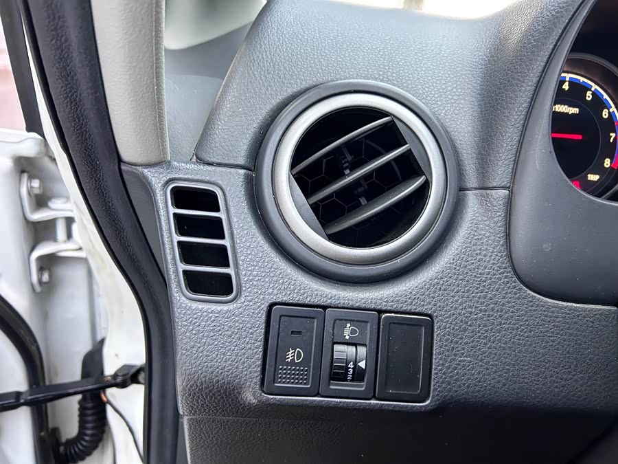 铃木 天语 SX4 2013 汽车图片 #15