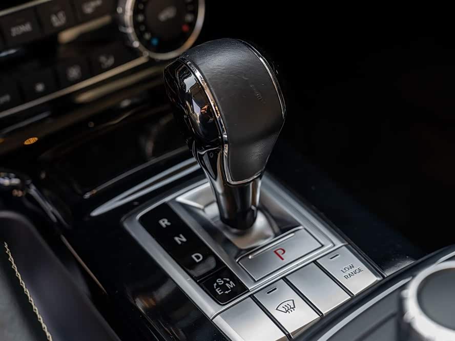 Mercedes-Benz G Class 2016 صورة سيارة #15