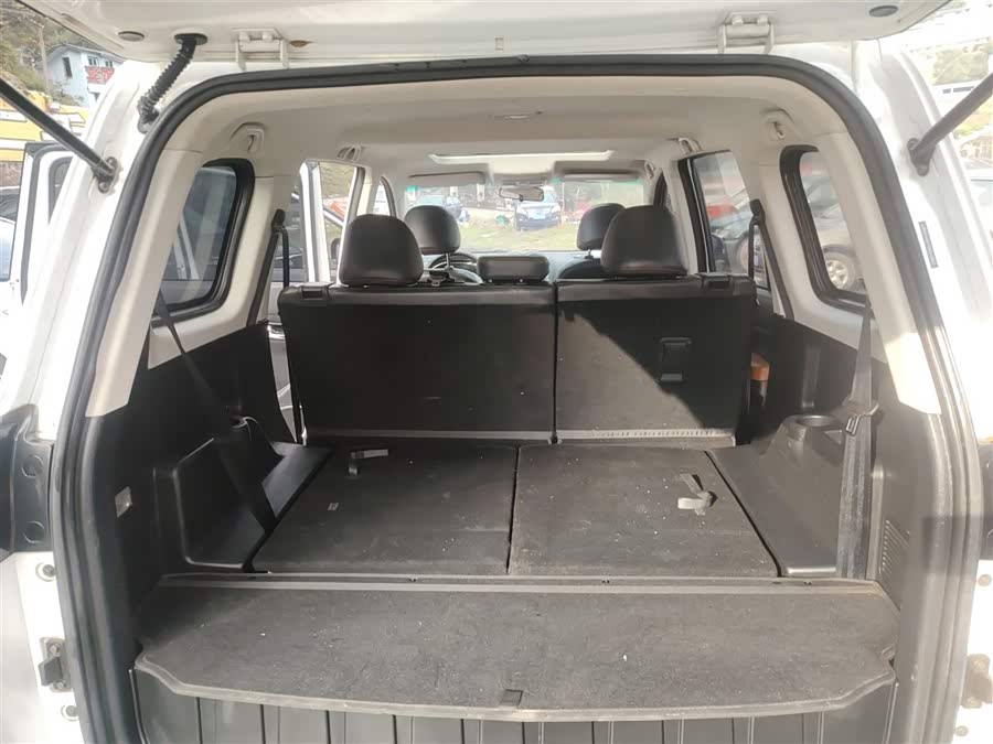 SWM斯威汽车 SWM斯威X3 2018 #15 SWM斯威汽车 SWM斯威X3 2018 汽车图片 #15