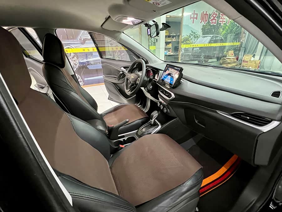 Chevrolet Tracker 2020 #15 Chevrolet Tracker 2020 car image #15