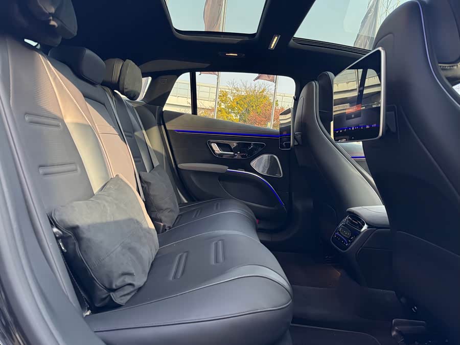 Mercedes-Benz EQS AMG 2024 #15 Mercedes-Benz EQS AMG 2024 car image #15