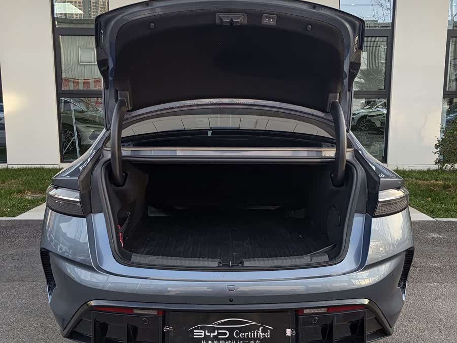 BYD Seal 2025 #15 BYD Seal 2025 صورة سيارة #15