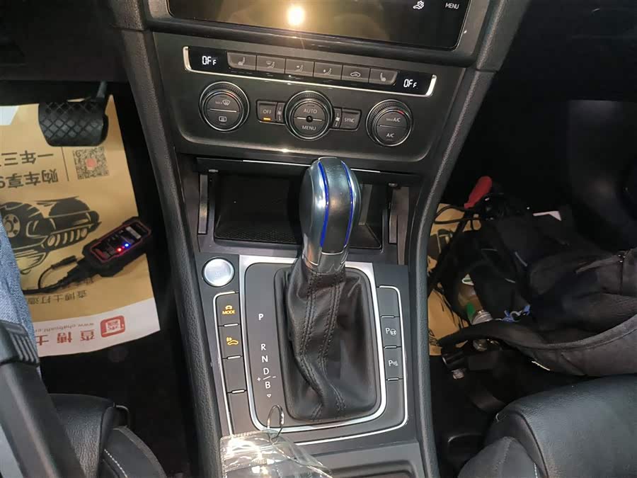 Volkswagen Golf New Energy (Imported) 2019 صورة سيارة #15