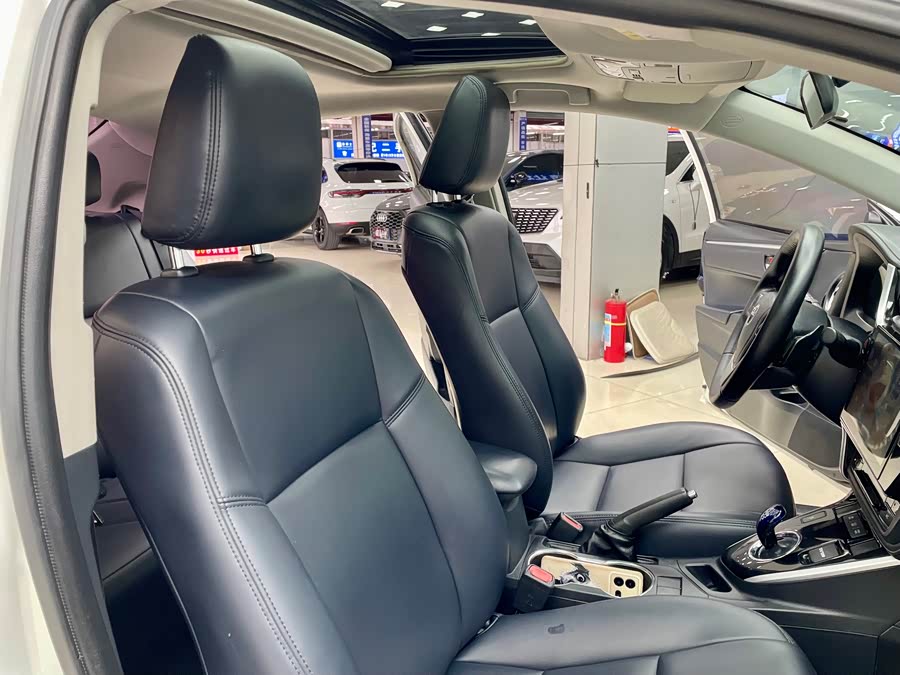 丰田 卡罗拉 2018 汽车图片 #15