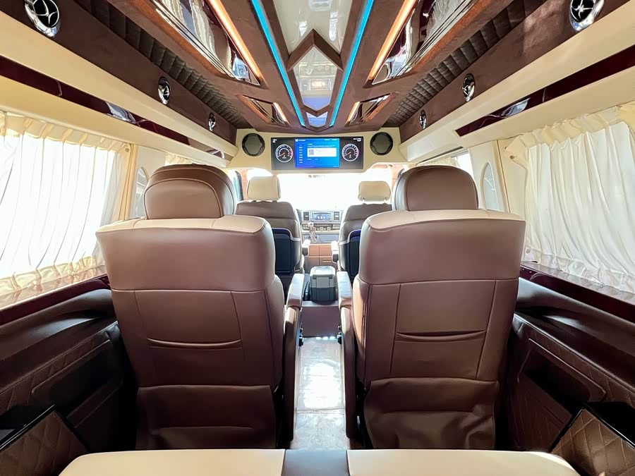 Volkswagen Caravelle 2018 #15 Volkswagen Caravelle 2018 car image #15