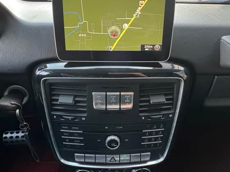 Mercedes-Benz G Class 2017 صورة سيارة #15