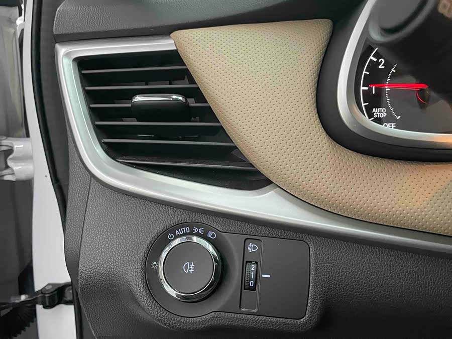 雪佛兰 科鲁泽 2022 汽车图片 #15