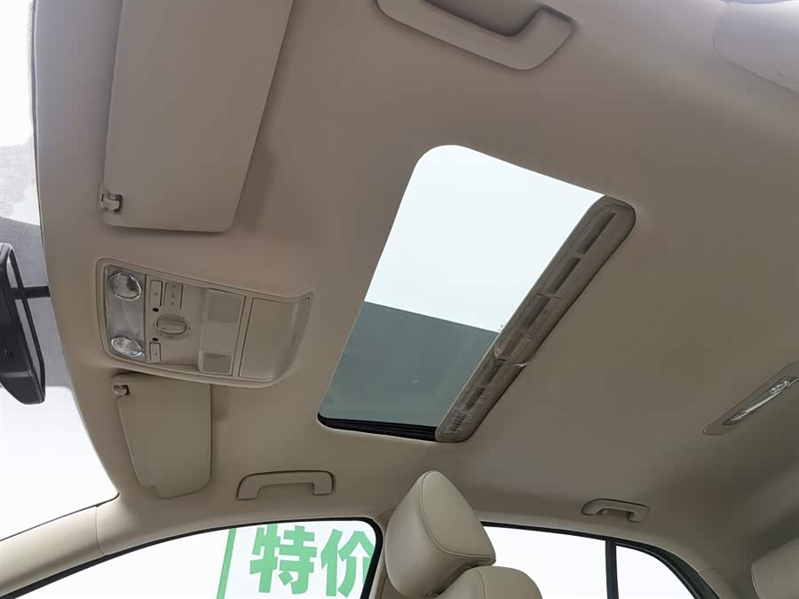 Skoda Superb 2012 immagine di auto #15