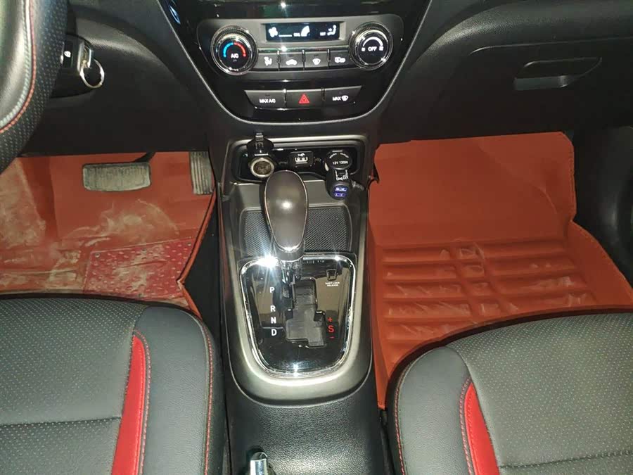 Changan CS15 2018 #15 Changan CS15 2018 immagine di auto #15