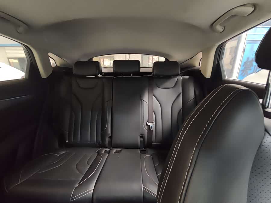 Changan CS85 Coupe 2019 car image #15