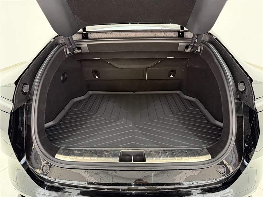 Avatr 12 2023 car image #15