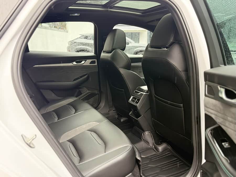 GEELY Preface 2022 #15 GEELY Preface 2022 car image #15