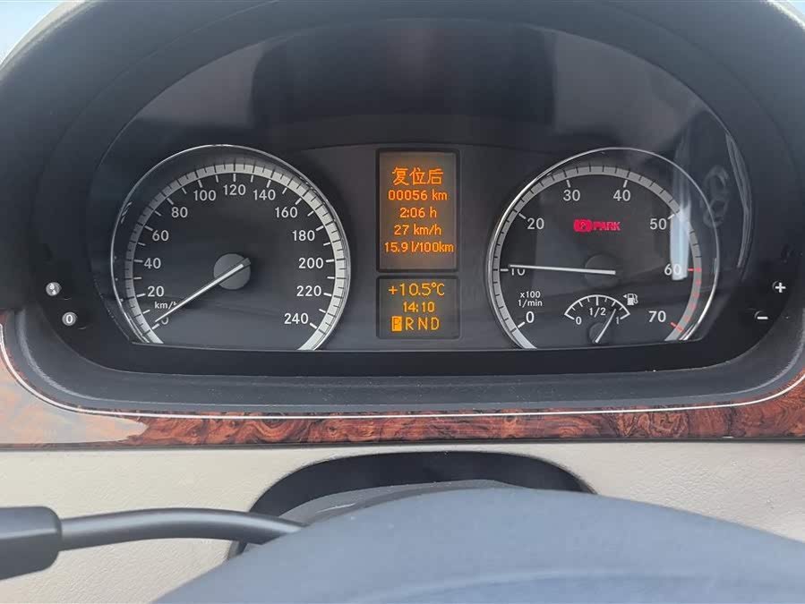 奔驰 唯雅诺 2013 汽车图片 #15