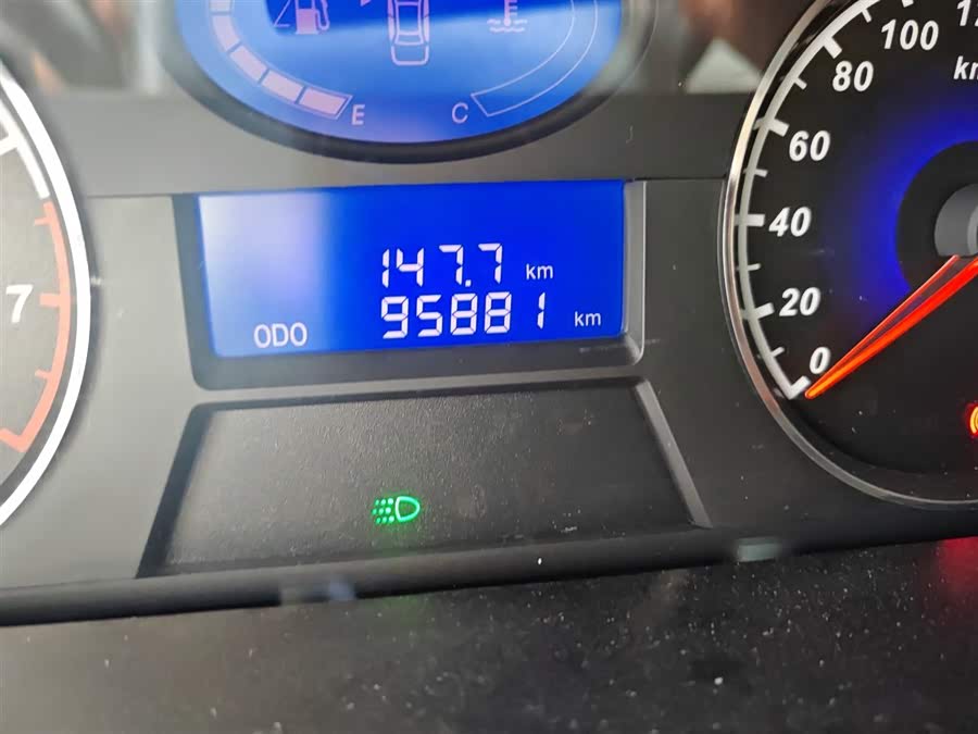 GEELY Emgrand Classic 2014 car image #15