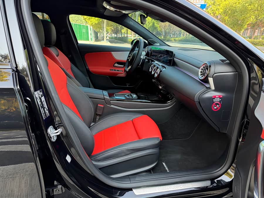 Mercedes-Benz A AMG 2024 #15 Mercedes-Benz A AMG 2024 صورة سيارة #15