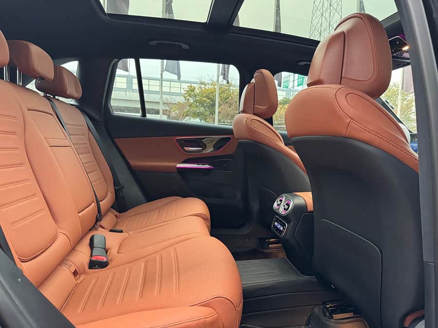 Mercedes-Benz GLC Class 2024 #15 Mercedes-Benz GLC Class 2024 car image #15