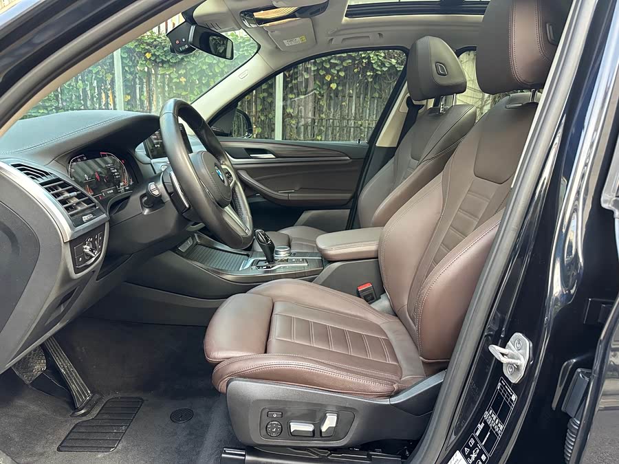 BMW X3 2021 immagine di auto #15