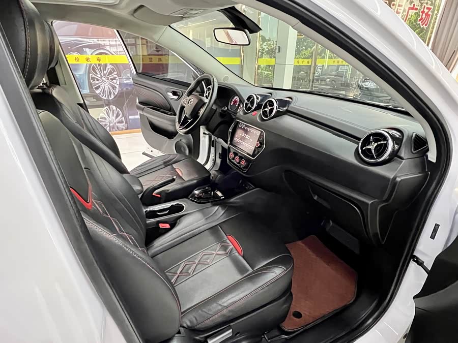 Soueast DX3 2018 imagen de coche #15