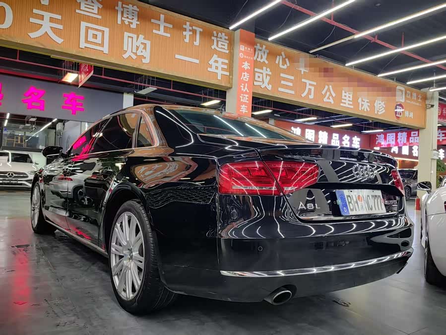 Audi A8 2014 car image #15