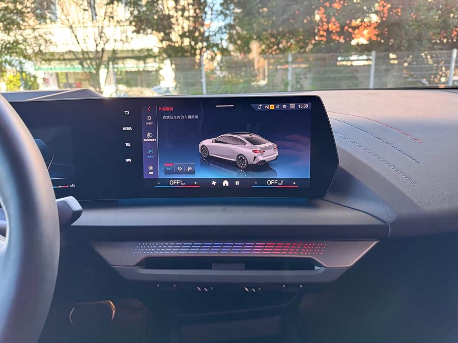 BMW M235L 2025 car image #15