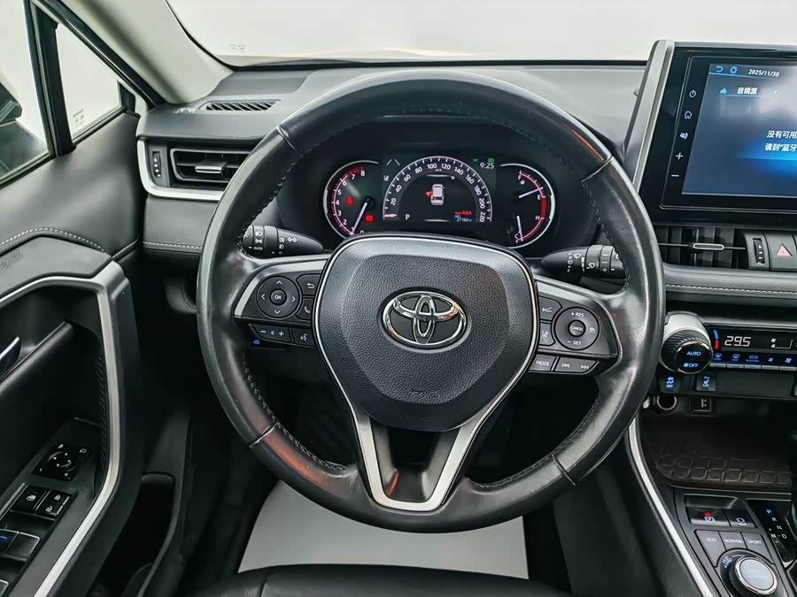 Toyota RAV4 2020 #15 Toyota RAV4 2020 car image #15