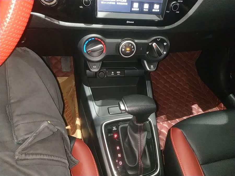 Kia Rio Cross 2019 صورة سيارة #15