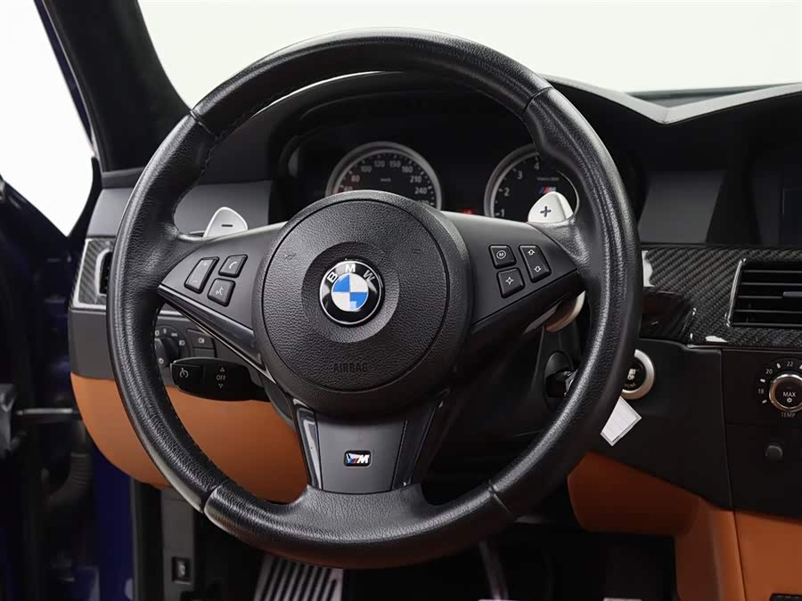 BMW M5 2006 car image #15