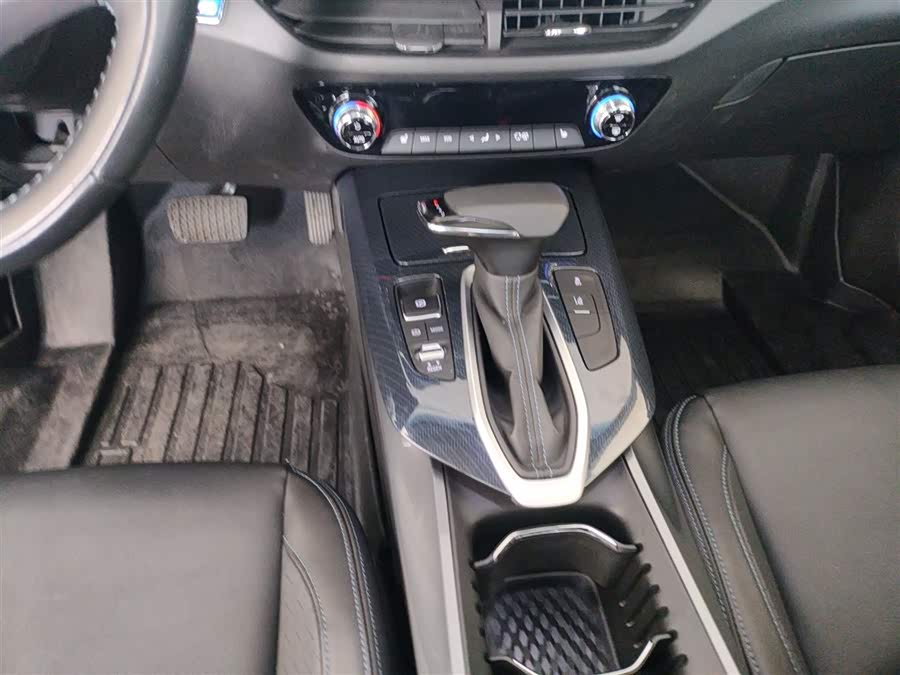 Chevrolet Charm 2021 car image #15