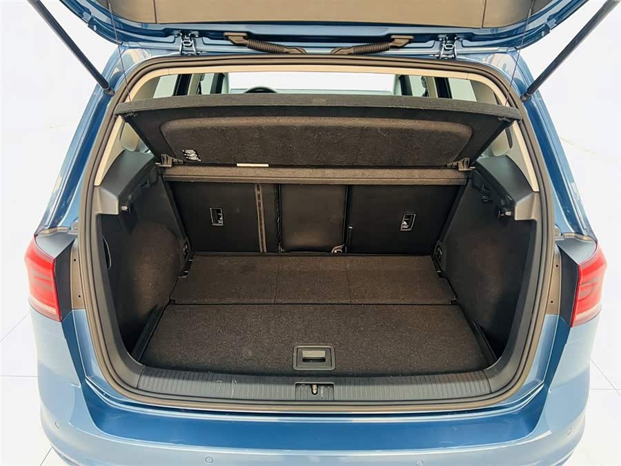 Volkswagen Golf Sportsvan 2017 car image #15