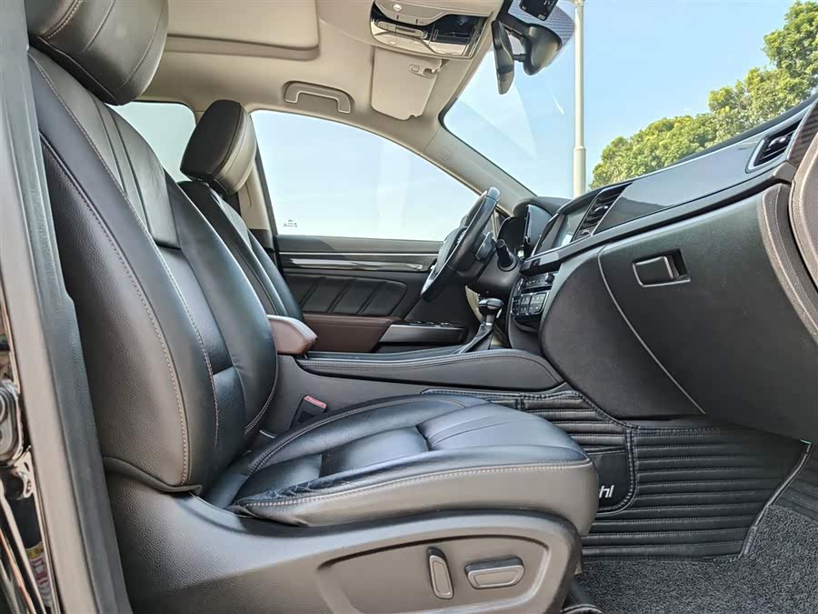 GAC Trumpchi GS7 2018 car image #15