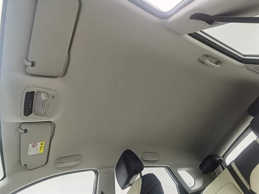 Chevrolet Tracker 2022 immagine di auto #15