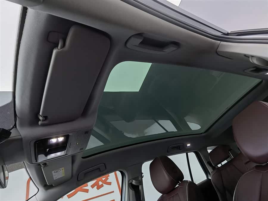 Volkswagen ID.6 X 2021 car image #15