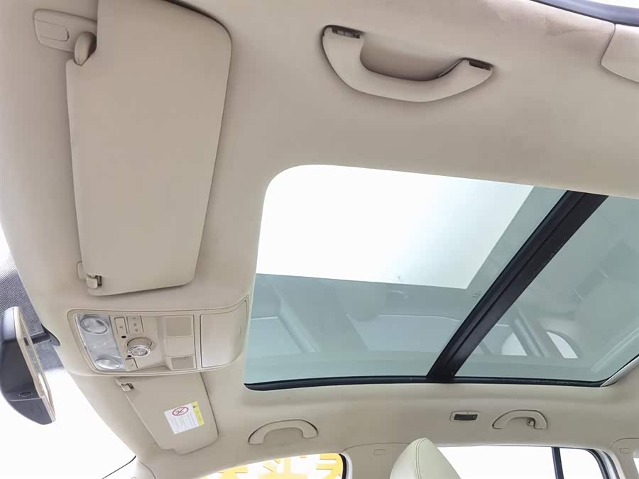Volkswagen Tiguan 2016 car image #15