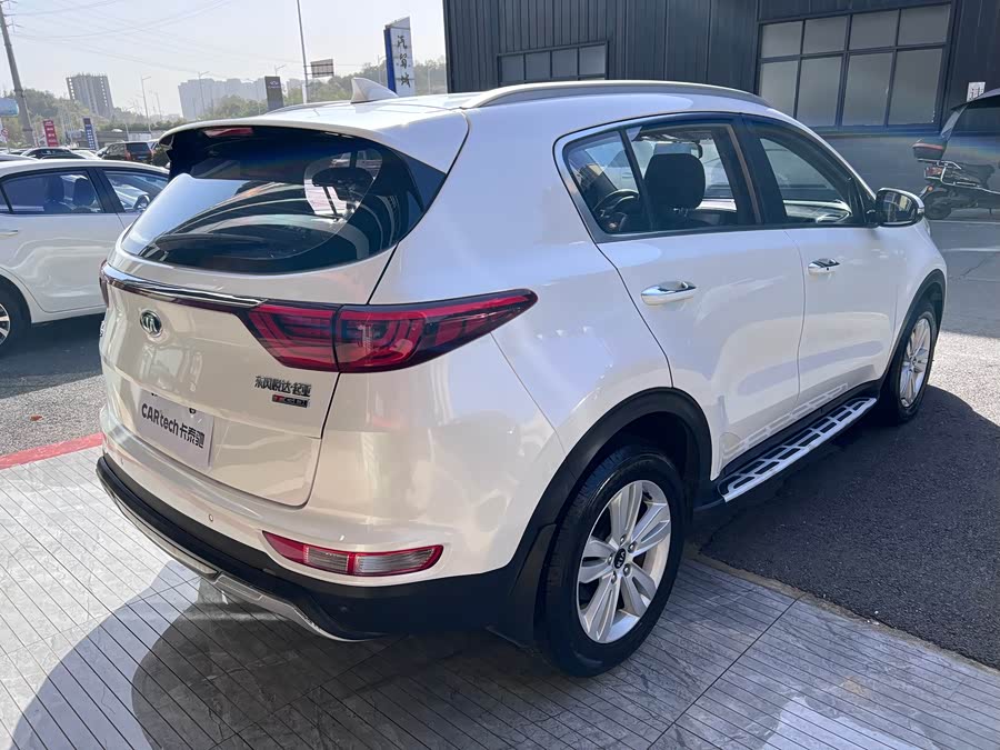 Kia KX5 2017 #15 Kia KX5 2017 car image #15